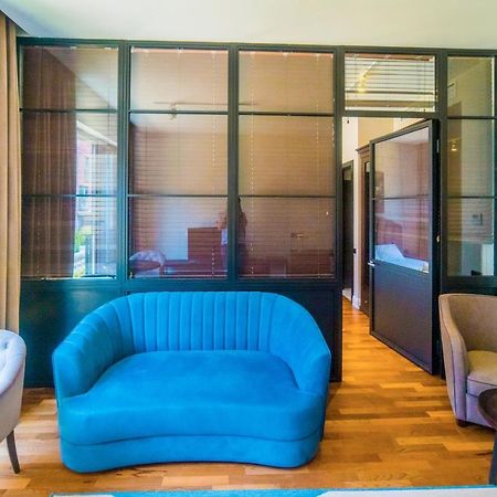 Hotel Manica Esentai City Alma-Ata Buitenkant foto