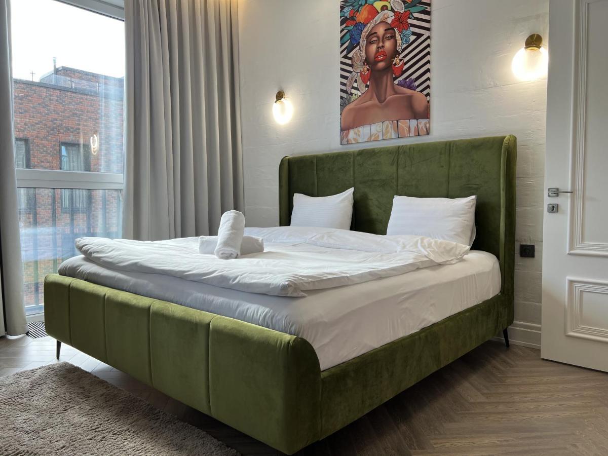 Hotel Manica Esentai City Alma-Ata Buitenkant foto