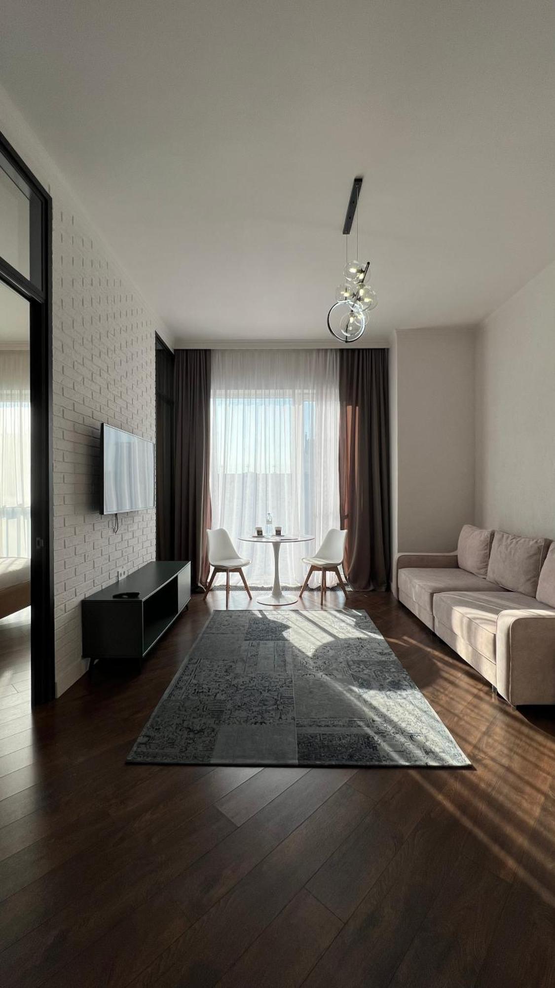 Hotel Manica Esentai City Alma-Ata Buitenkant foto