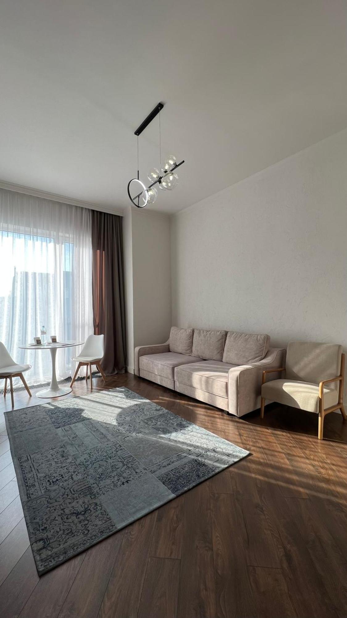 Hotel Manica Esentai City Alma-Ata Buitenkant foto
