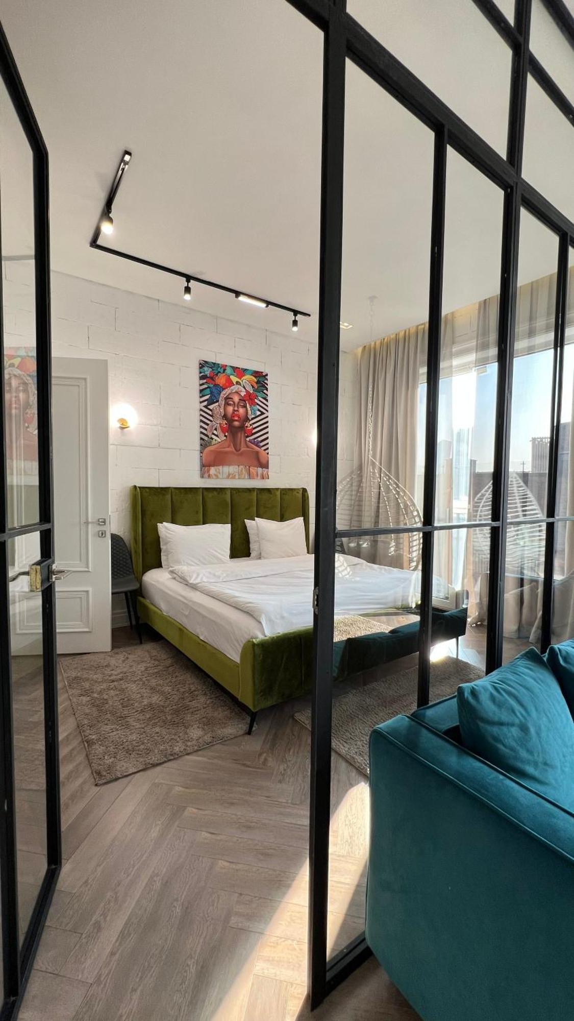 Hotel Manica Esentai City Alma-Ata Buitenkant foto